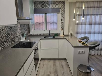 Kitchen of Flat for sale in Cunit  with Air Conditioner