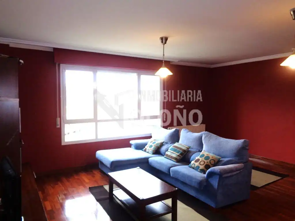 Sala de estar de Apartamento en venta en Haro con Calefacción, Parquet y Trastero