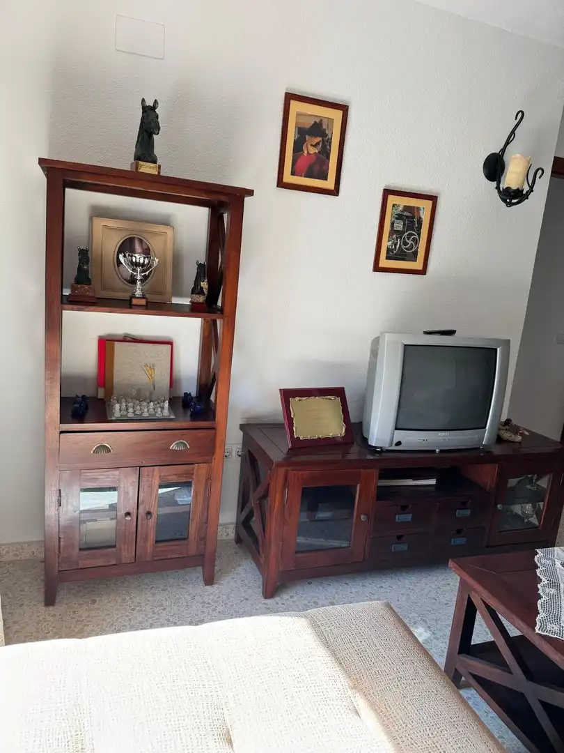 Sala d'estar de Pis en venda en Medina Sidonia amb Traster i Moblat