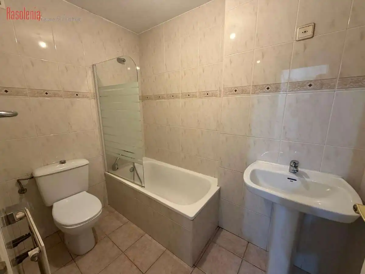 Apartament amb ascensor en venda a Miguel González Garcés 69, imagen 17
