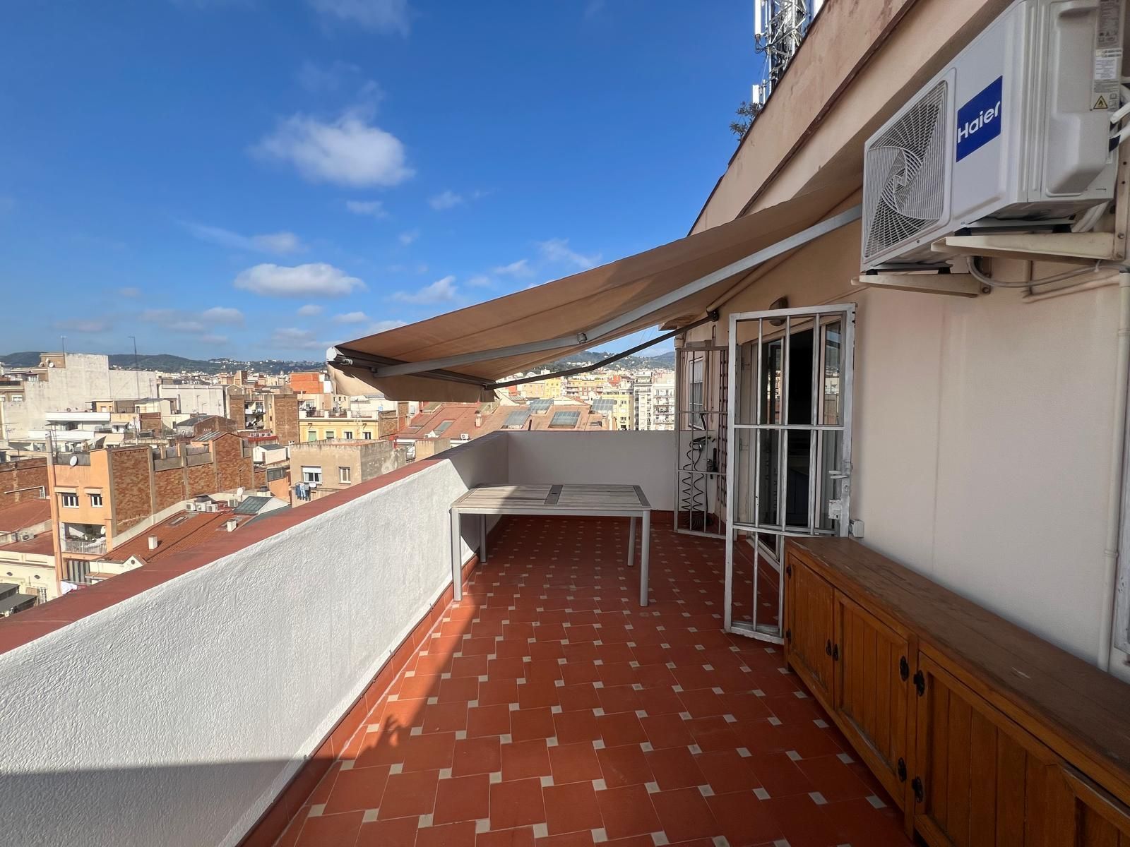 Terrace of Attic to rent in  Barcelona Capital  with Air Conditioner and Terrace