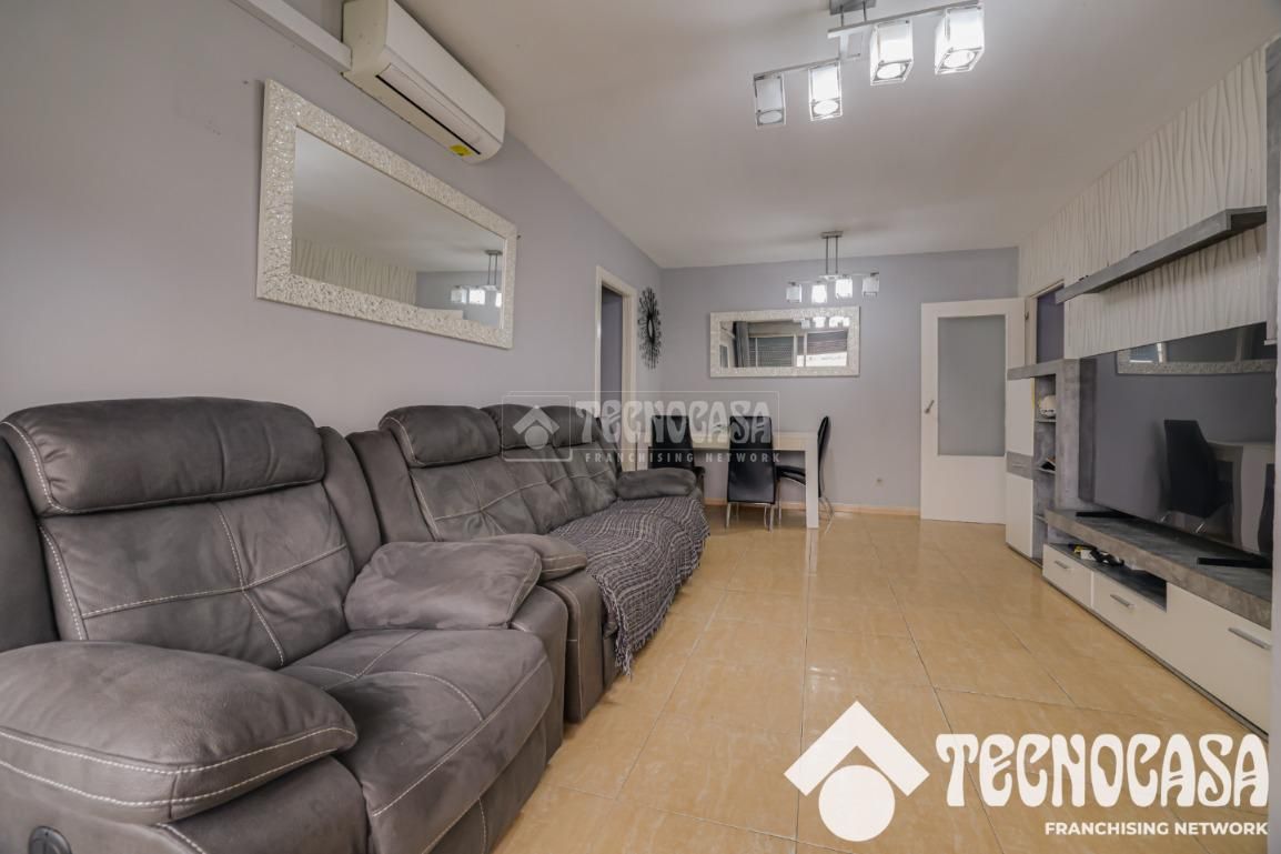 Living room of Flat for sale in Badalona  with Balcony