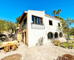 Vista exterior de Casa o xalet en venda en Calpe / Calp amb Terrassa i Piscina