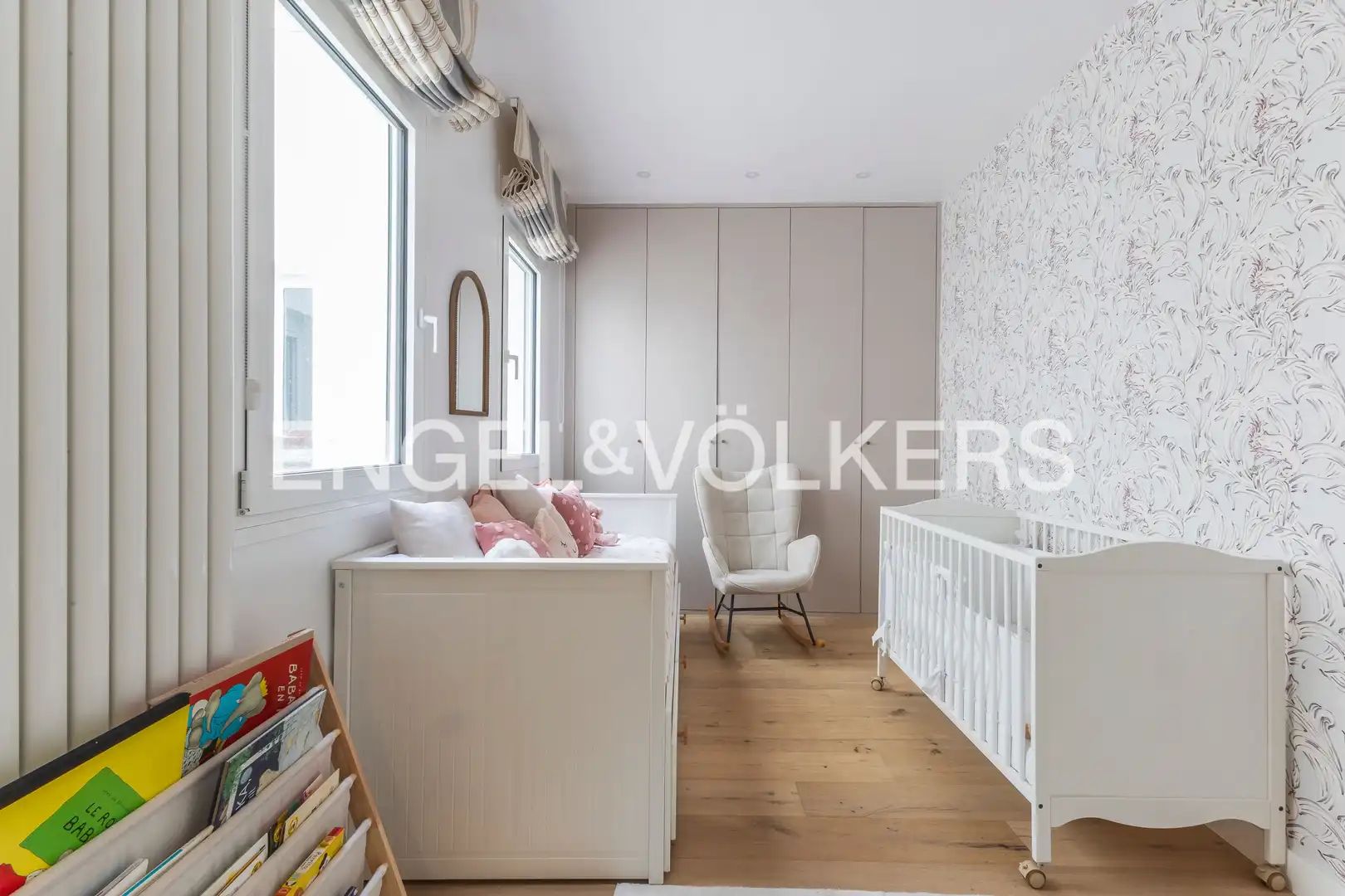 Bedroom of Flat for sale in Chamberí