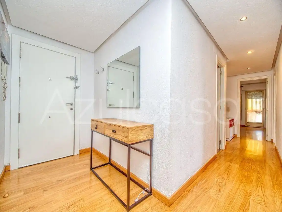 Wohnung zum Verkauf in Sant Joan d'Alacant mit Klimaanlage, Terrasse und Gemeinschaftspool