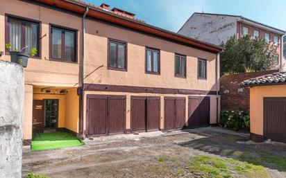 Vista exterior de Casa o xalet en venda en Mieres (Asturias) amb Calefacció i Jardí privat