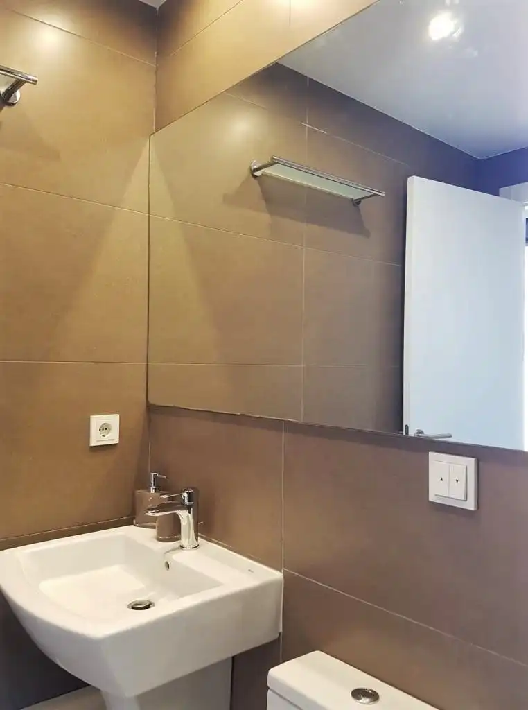 Bany de Loft de lloguer en Valencia amb Aire condicionat, Terrassa i Traster
