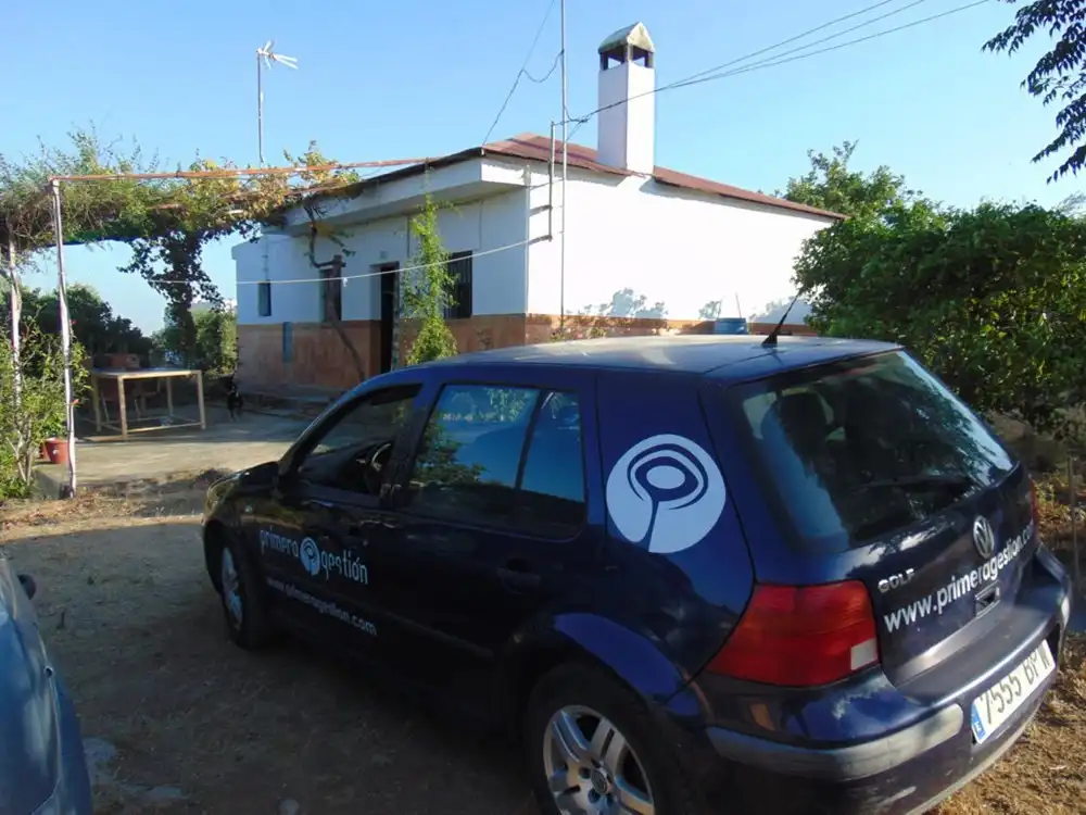 Parking de Finca rústica en venta en Lora del Río con Aire acondicionado, Calefacción y Terraza