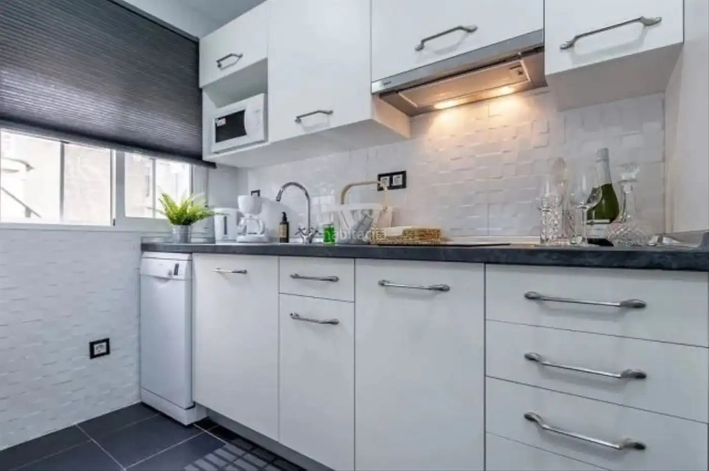 Piso con ascensor en venta en Carrer de Santa Eugènia 148, imagen 8