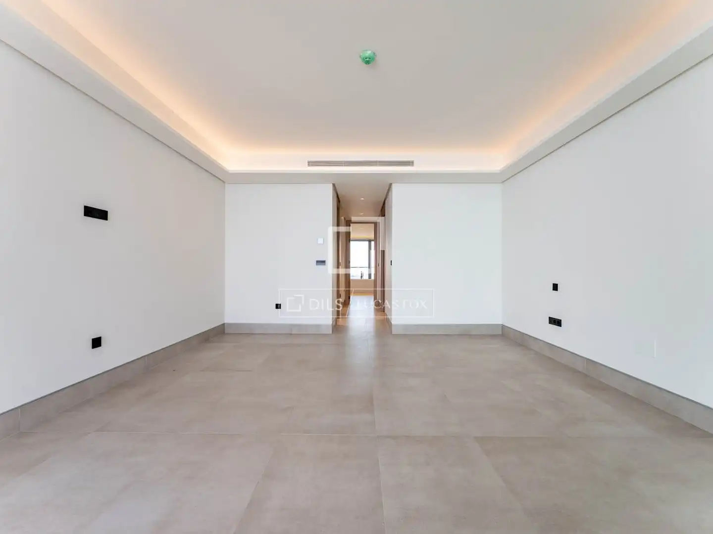 Flat with pool to rent in Carretera de Cádiz, imagen 16