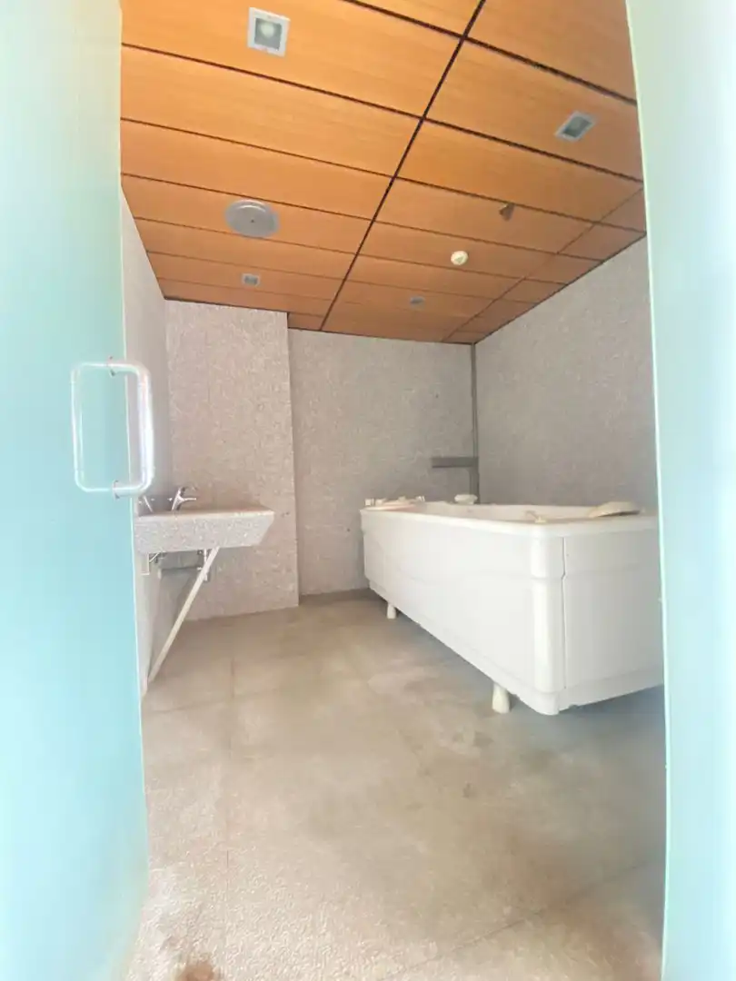 Badezimmer von Geschaftsraum zum Verkauf in Marbella