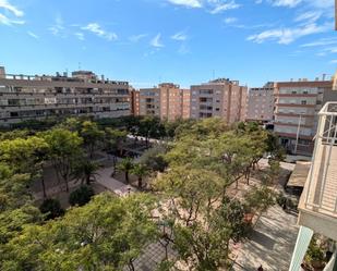 Vista exterior de Pis de lloguer en Elche / Elx amb Aire condicionat i Balcó