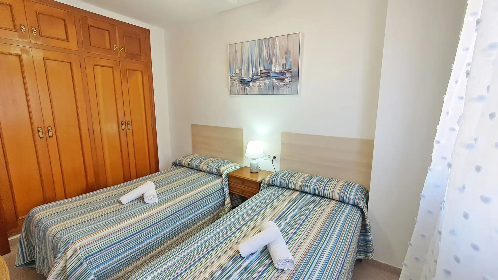Habitación de Apartamento de alquiler en Miramar con Aire acondicionado, Terraza y Amueblado