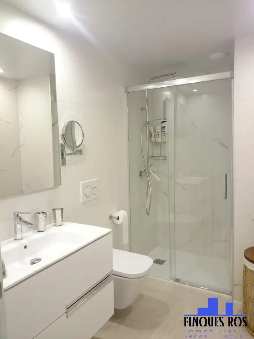Baño de Piso en venta en Vinaròs con Aire acondicionado, Calefacción y Terraza
