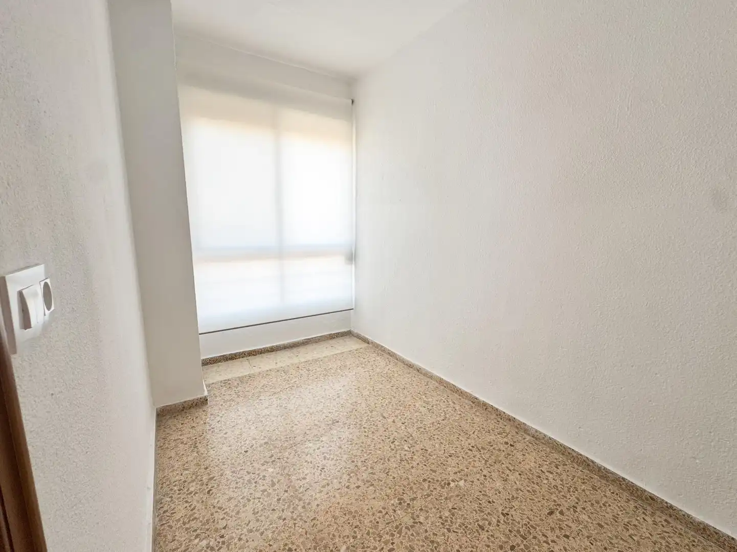 Habitación de Piso de alquiler en Catarroja con Aire acondicionado y Trastero