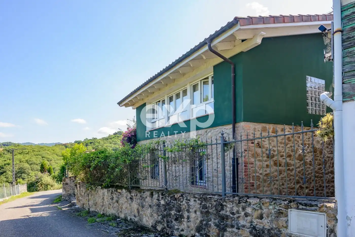 Exterior view of Houses for sale in Langreo  with Heating, Private garden and Swimming Pool