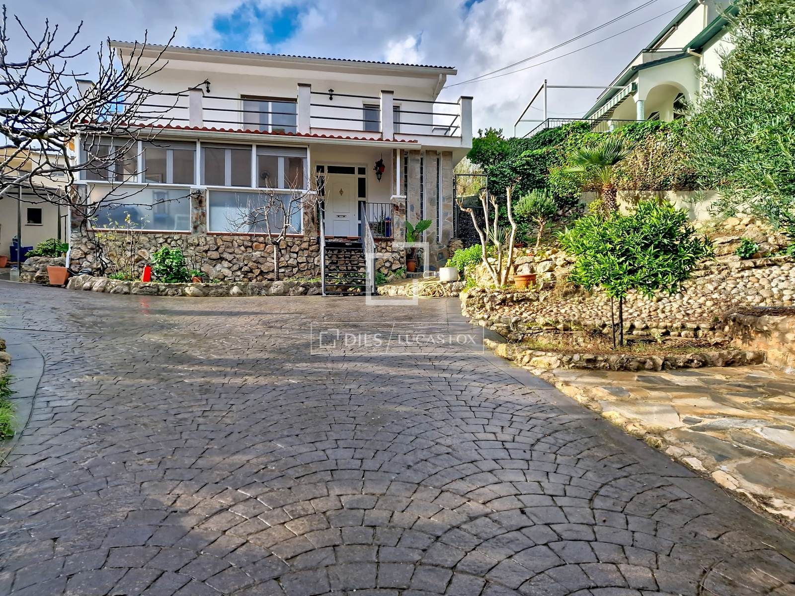 Exterior view of Country house for sale in Cubelles  with Private garden, Terrace and Balcony