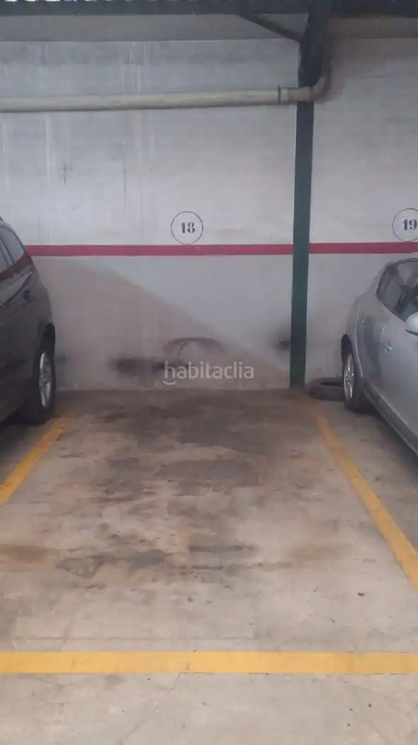 Einzelparkplatz zum Verkauf in Passeig del Comerç 88, imagen 2