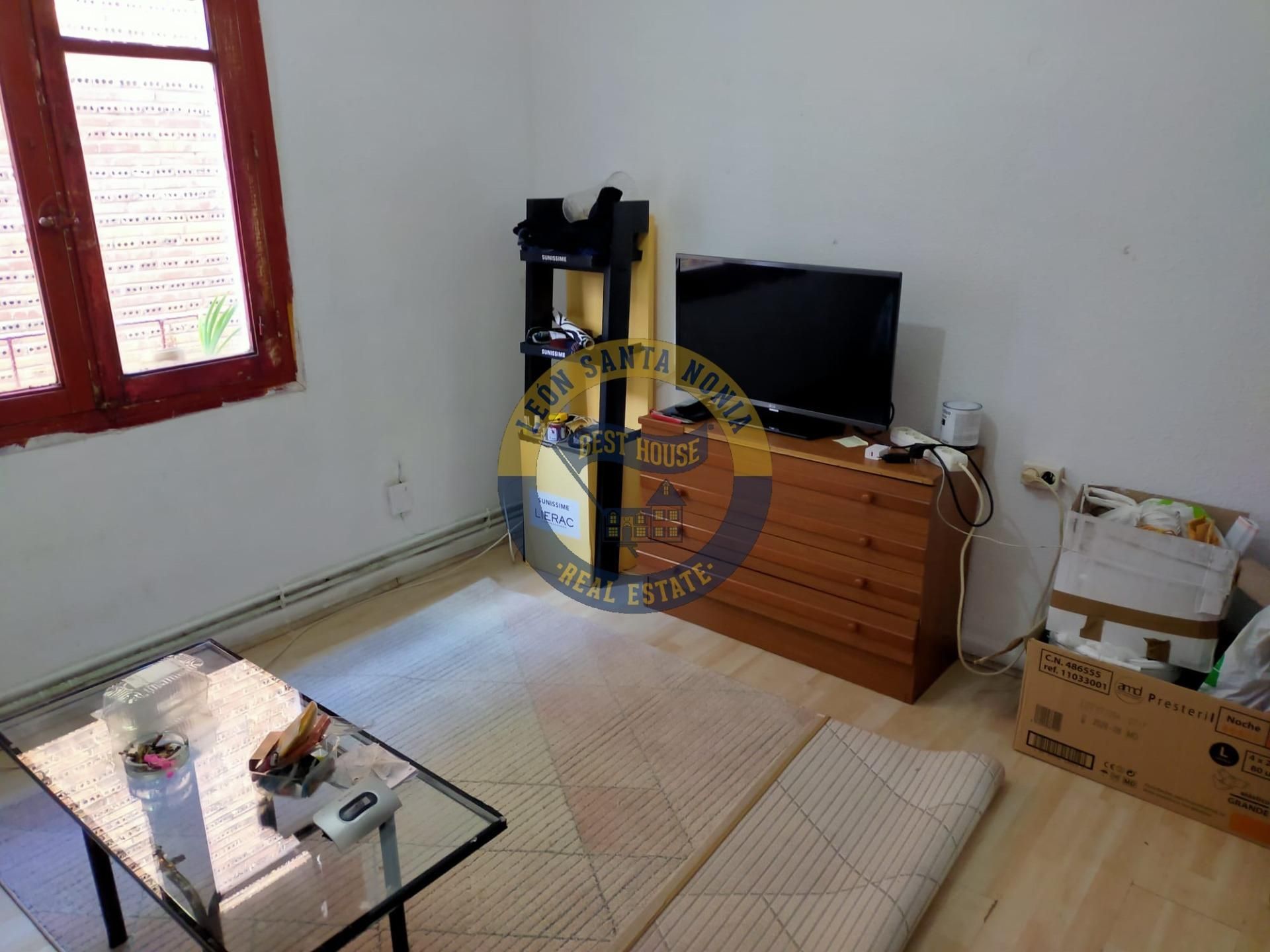 Apartamento en venta en León Capital  con Trastero