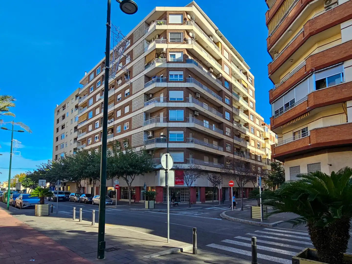 Vista exterior de Àtic en venda en Gandia amb Aire condicionat, Calefacció i Traster