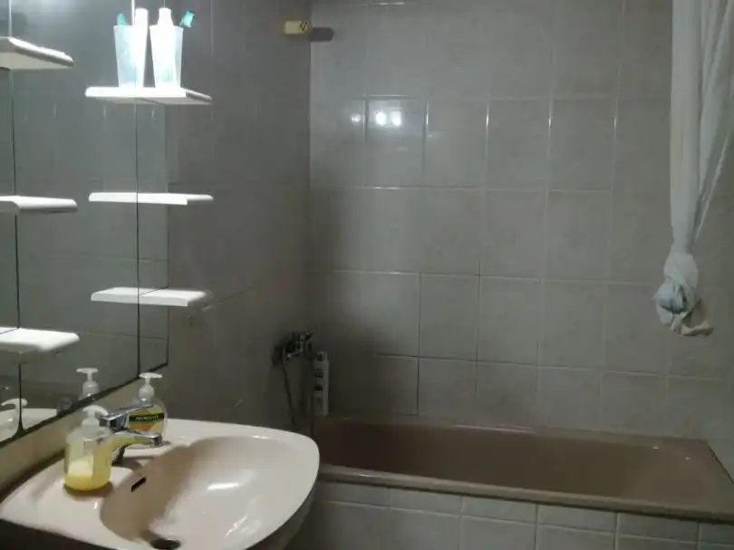 Doppelhaushälfte mit Garten zum Verkauf in Plaça Montserrat 11, imagen 15
