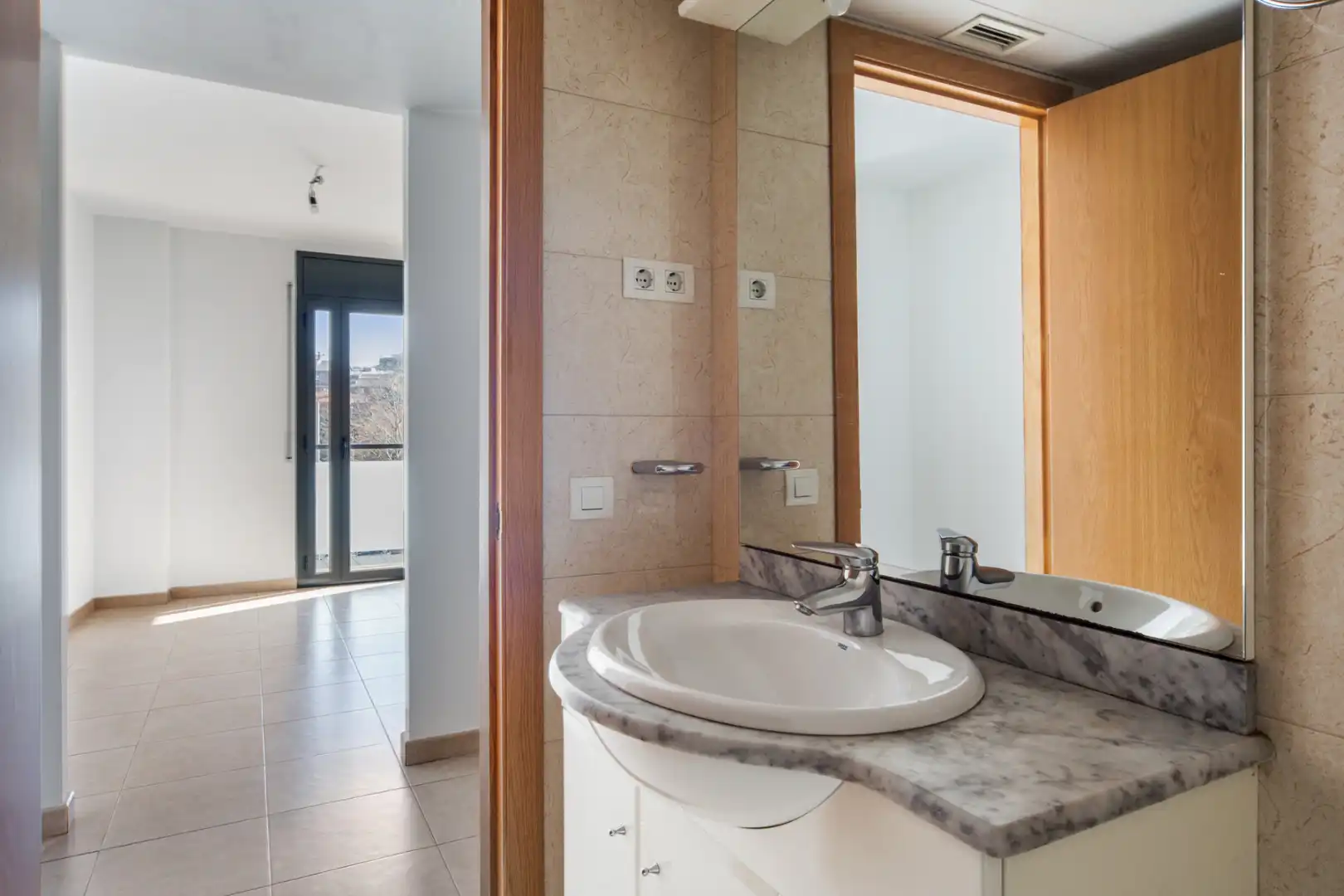 Piso con ascensor en venta en Carrer Frederic Mompou 26, imagen 8