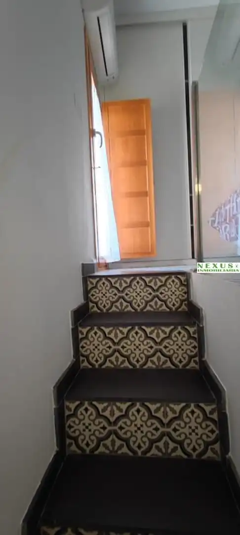 Einfamilien-Reihenhaus zur Miete in Casco Antiguo