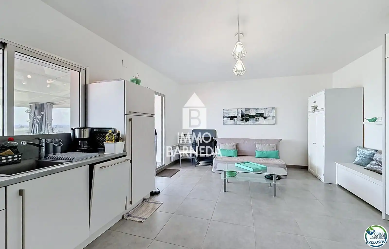 Exterior view of Flat for sale in Roses  with Heating, Terrace and Swimming Pool