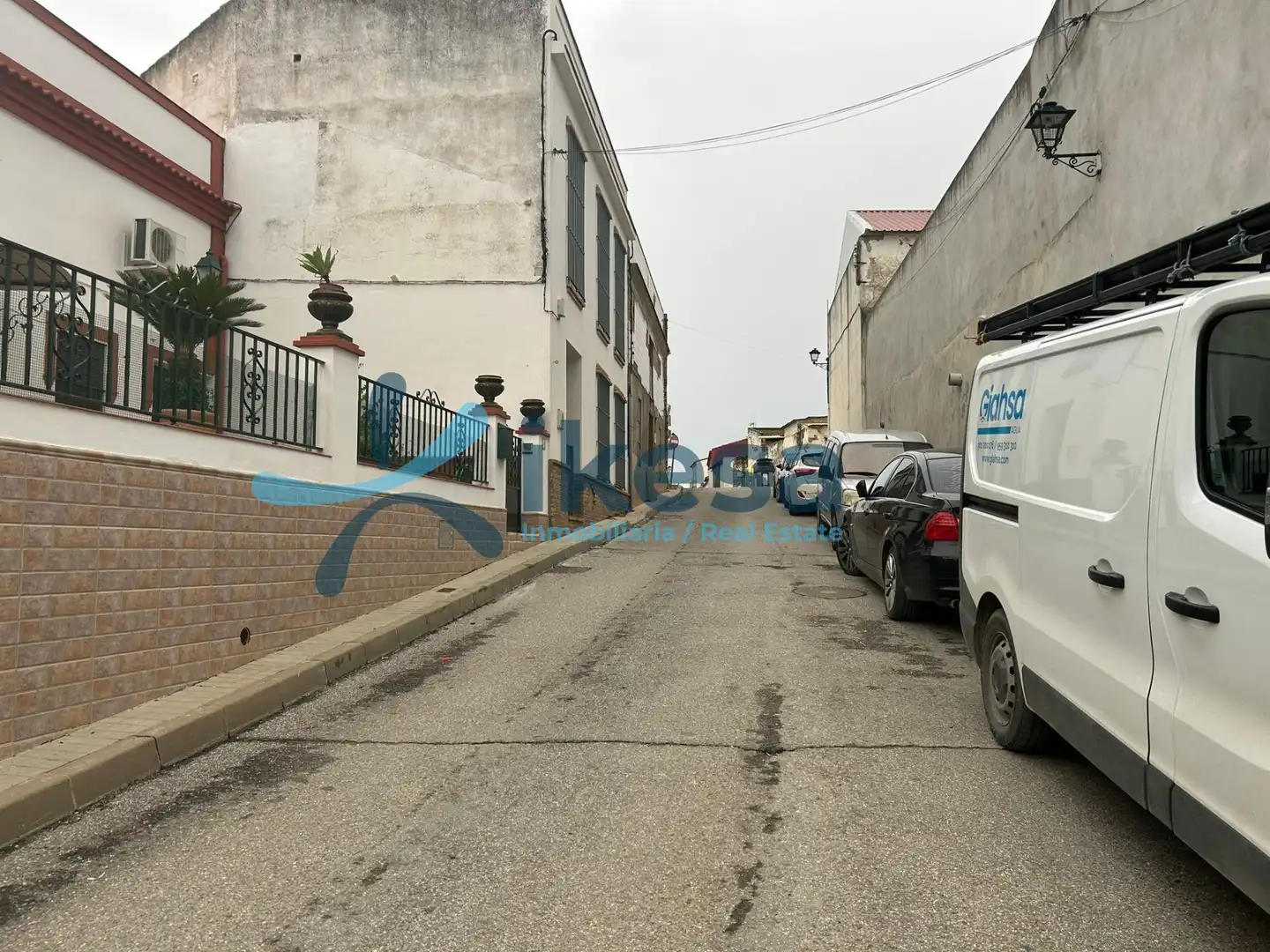 Vista exterior de Casa o xalet en venda en Paterna del Campo amb Balcó