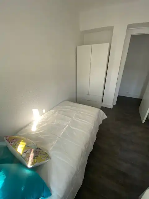 Bedroom of Flat for rent in Salamanca  with Heating, Parquet flooring and Furnished