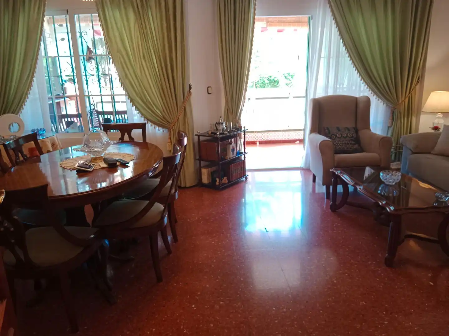 Comedor de Piso en venta en Rincón de la Victoria con Aire acondicionado, Terraza y Piscina comunitaria