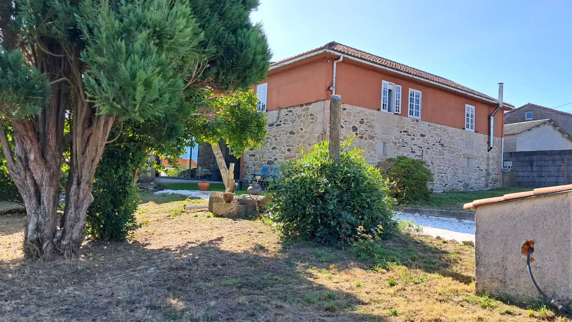 Exterior view of Country homes for sale in Teo  with Heating