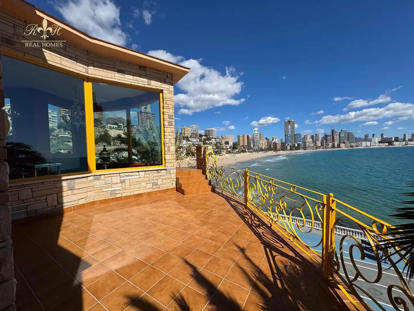 Terrace of Houses for sale in Benidorm  with Air Conditioner and Terrace