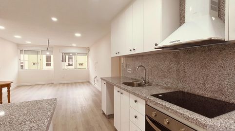 Foto 5 de Piso en venta en Calle Izquierdo Azcarate, Tristán - García Escámez - Somosierra, Santa Cruz de Tenerife Capital
