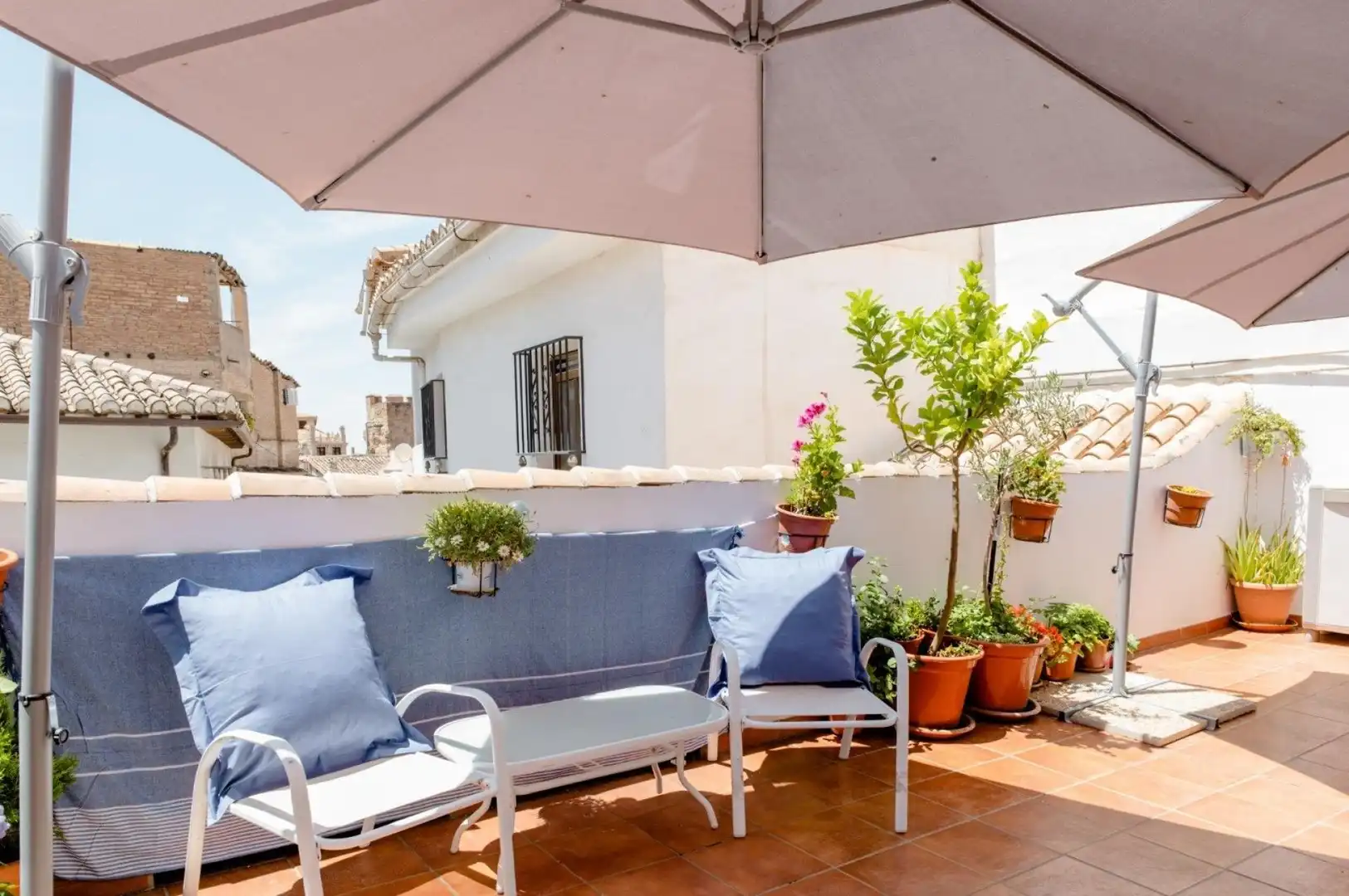 Terrace of Detached homes for sale in Albaicín