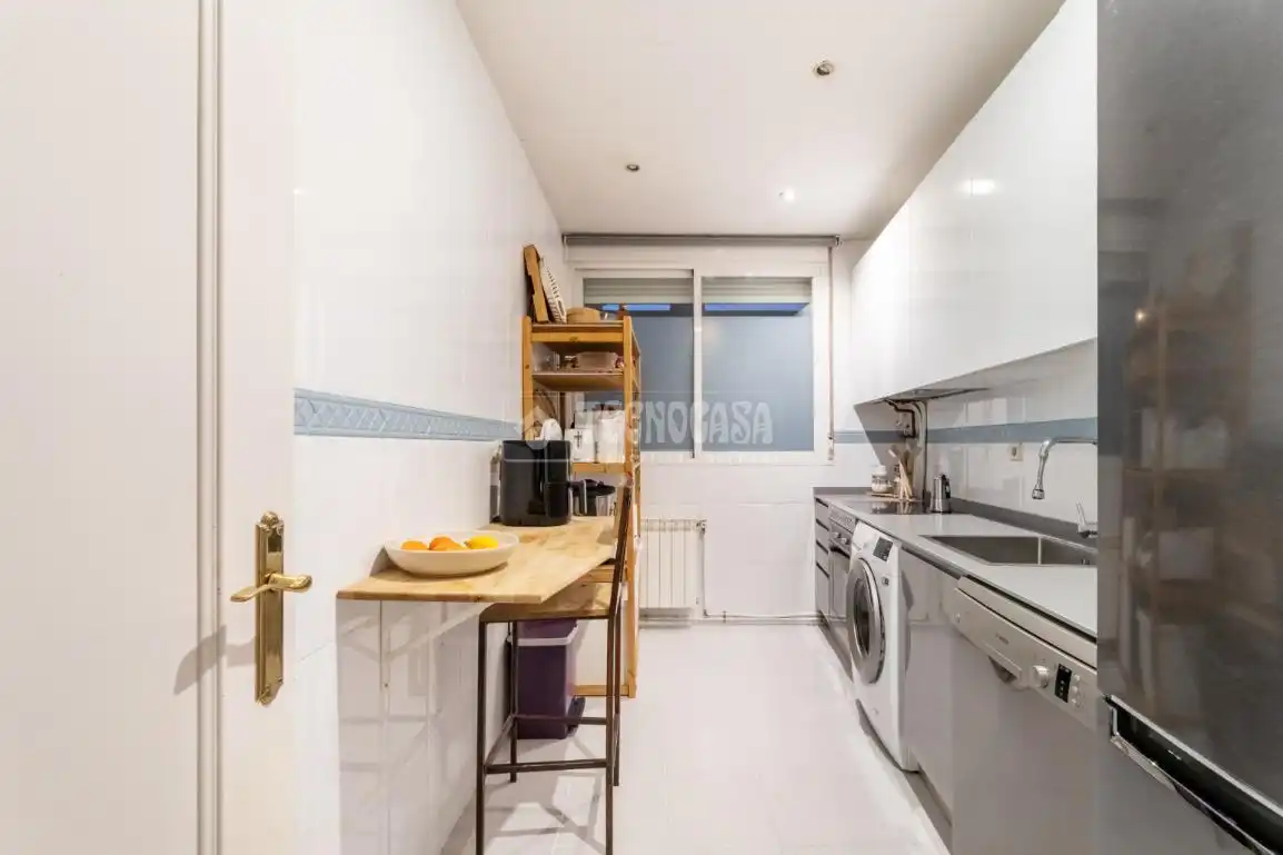 Cocina de Piso en venta en Las Rozas de Madrid con Calefacción y Trastero