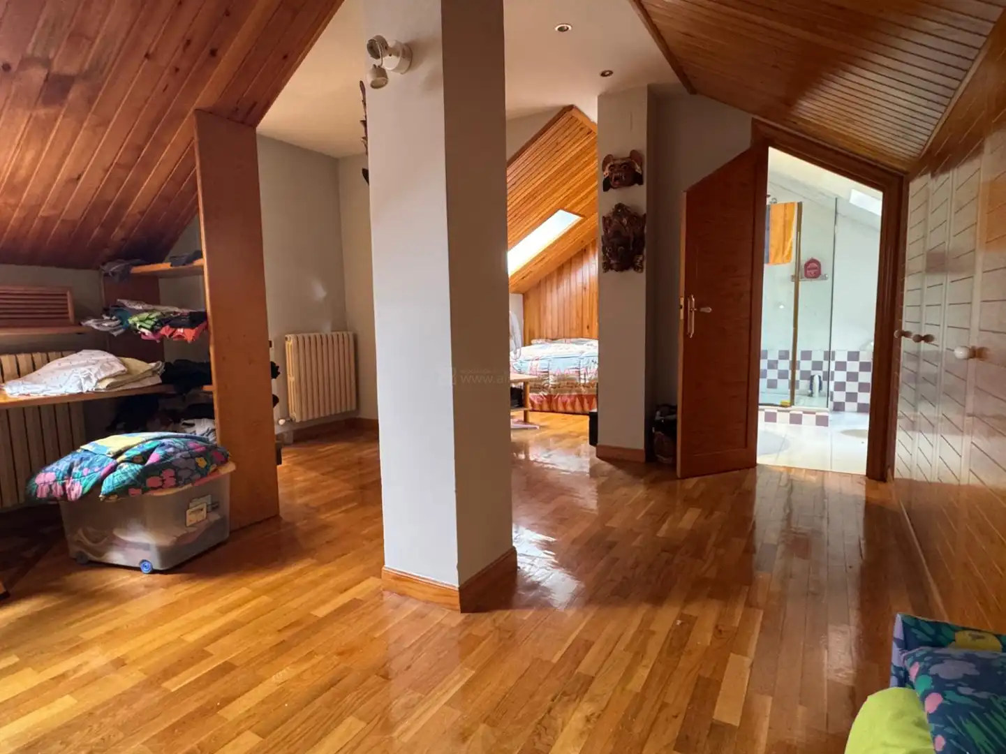 Haus oder Chalet zum Verkauf in  Logroño mit Klimaanlage, Heizung und Privatgarten