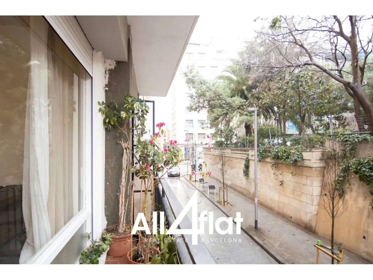 Balcony of Apartments for sale in Barcelona  with Heating, Furnished and Balcony