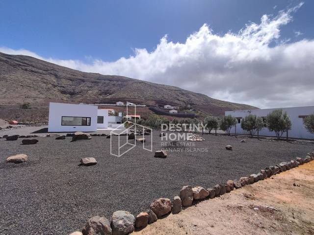 Casa-chalet en Venta en Cortijo de la Montaña Hendida en Tesejerague