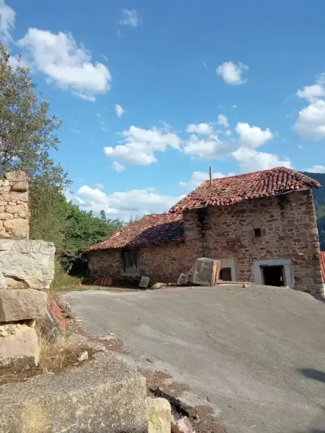 Vista exterior de Casa o chalet en venta en Los Tojos  con Trastero y Balcón