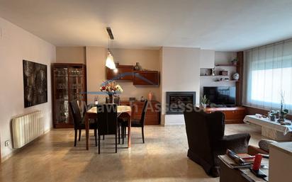 Living room of Single-family semi-detached for sale in Sant Quirze del Vallès