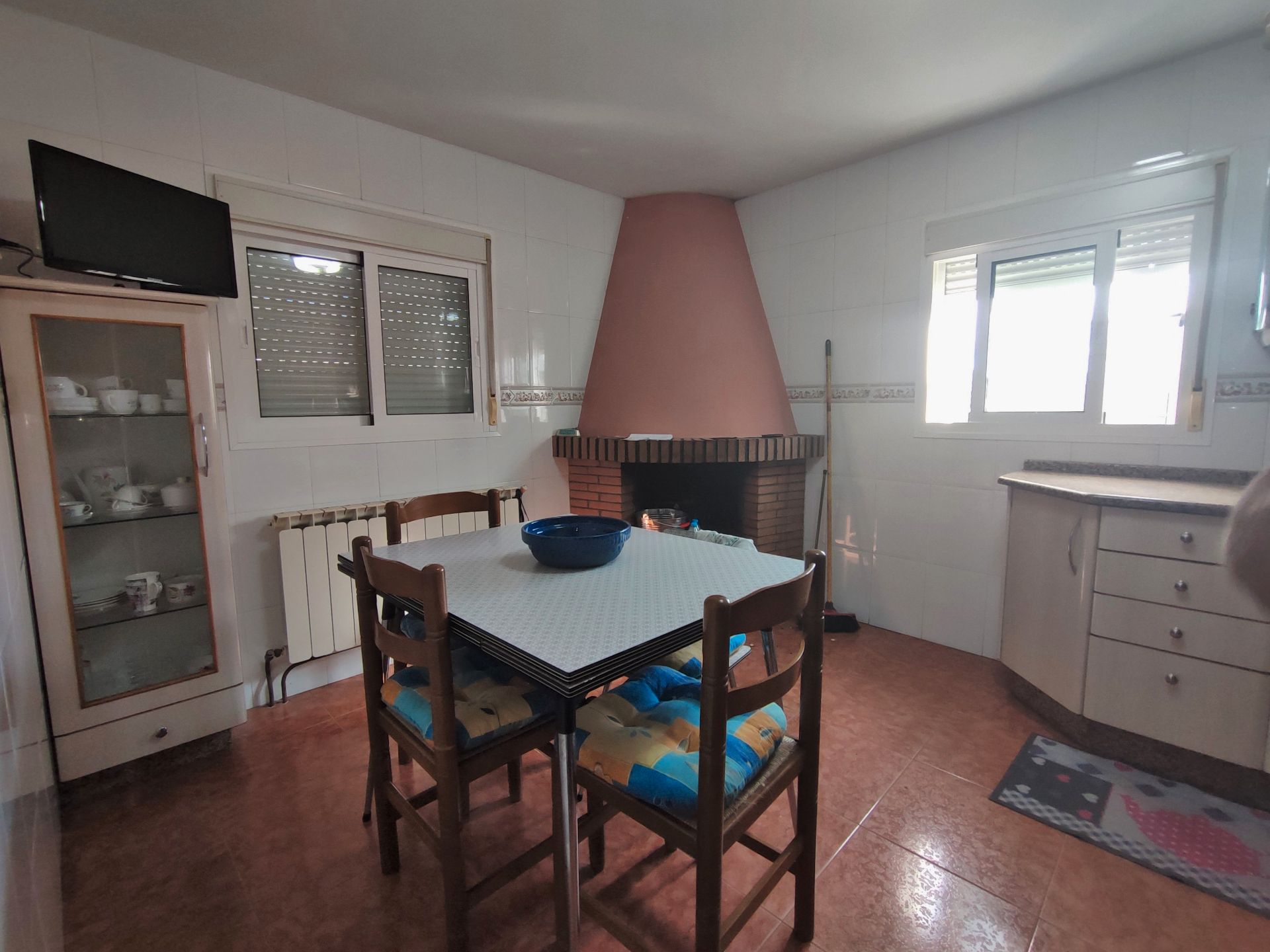 Kitchen of Country house for sale in Cualedro  with Heating, Furnished and Oven