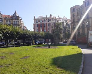 Vista exterior de Garatge en venda en Gijón 