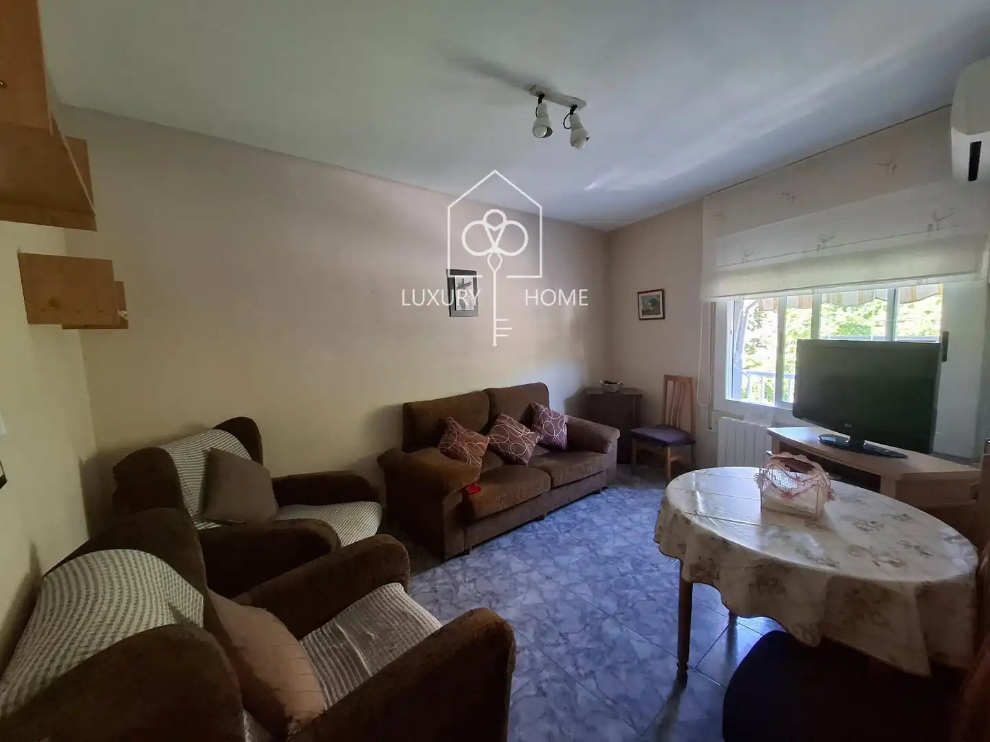 Living room of Flat for sale in Viladecans  with Air Conditioner, Heating and Oven