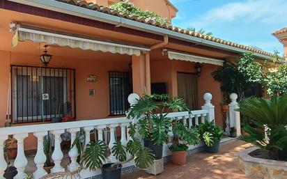Vista exterior de Casa o xalet en venda en Náquera amb Terrassa, Piscina i Balcó