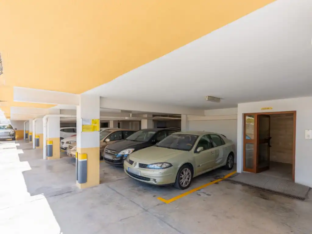 Parking de Apartamento en venta en El Campello con Aire acondicionado, Terraza y Amueblado