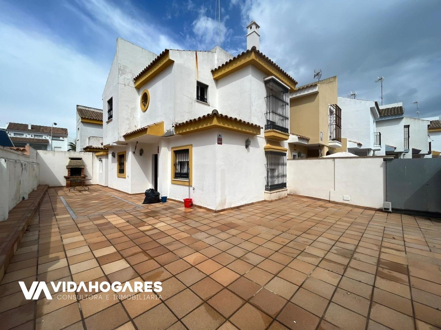 Vista exterior de Casa o xalet en venda en Rota