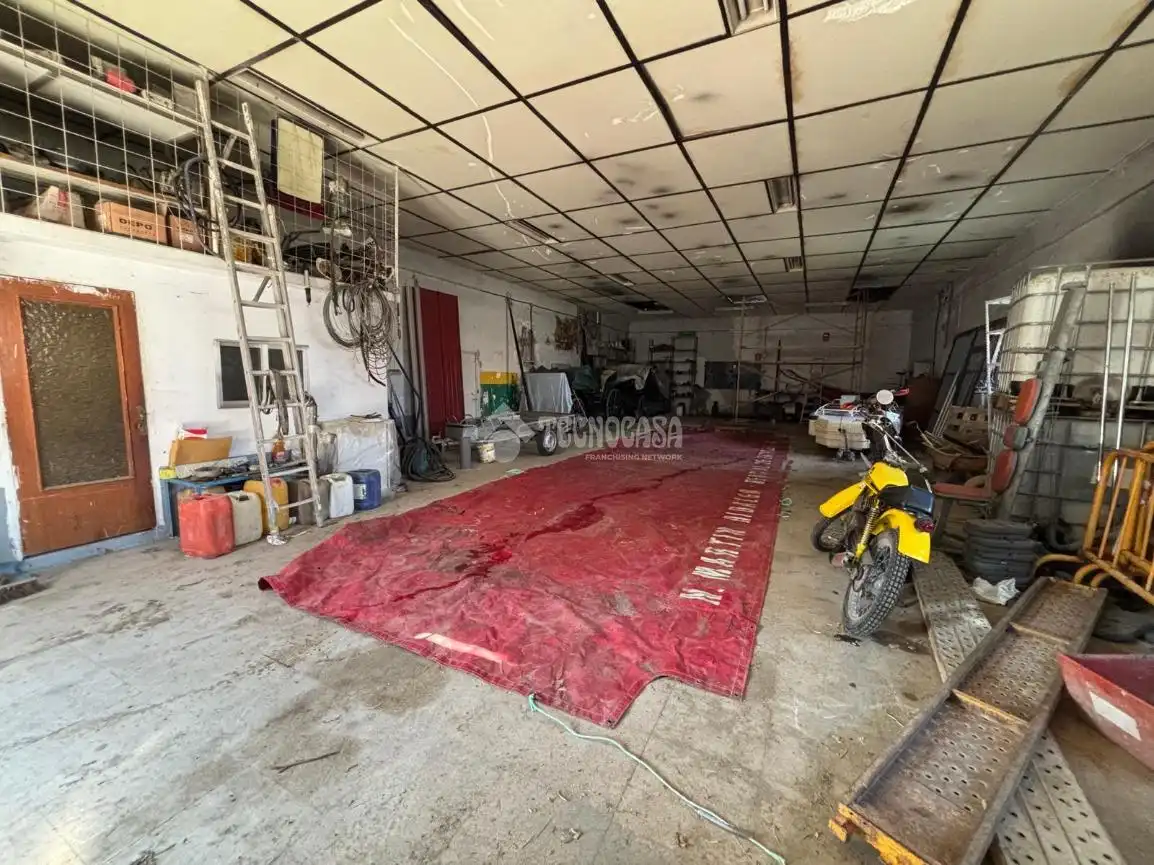 Local en venta en Nava del Rey