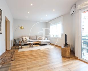 Flat to rent in Carrer de Balmes, El Putget i el Farró