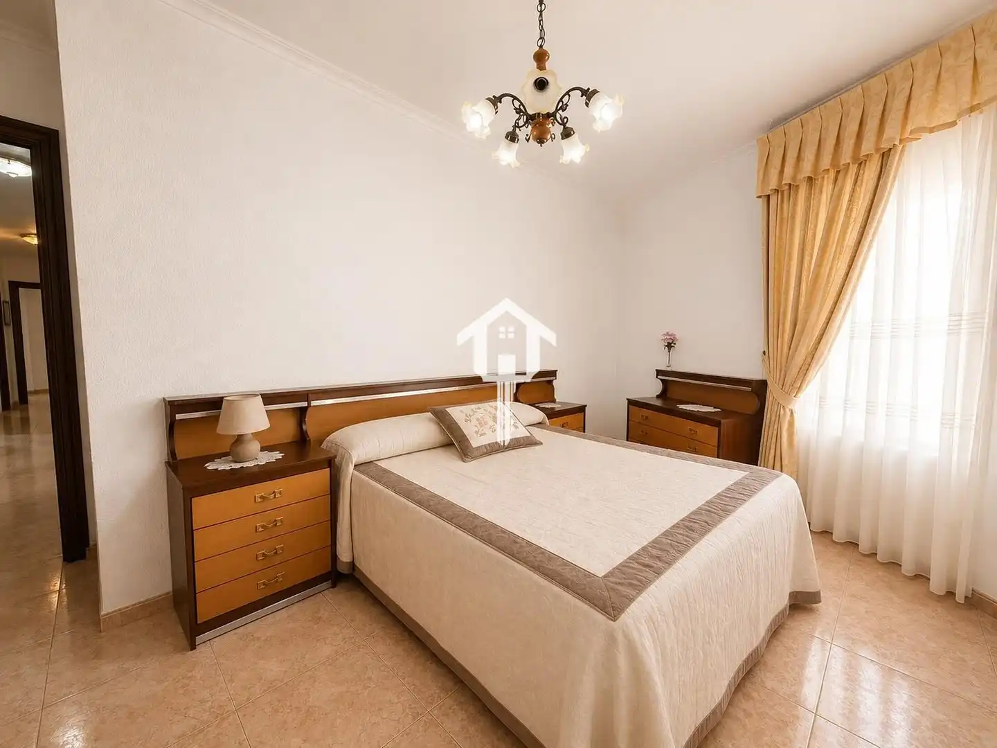 Habitación de Piso en venta en Alicante / Alacant con Aire acondicionado, Amueblado y Balcón